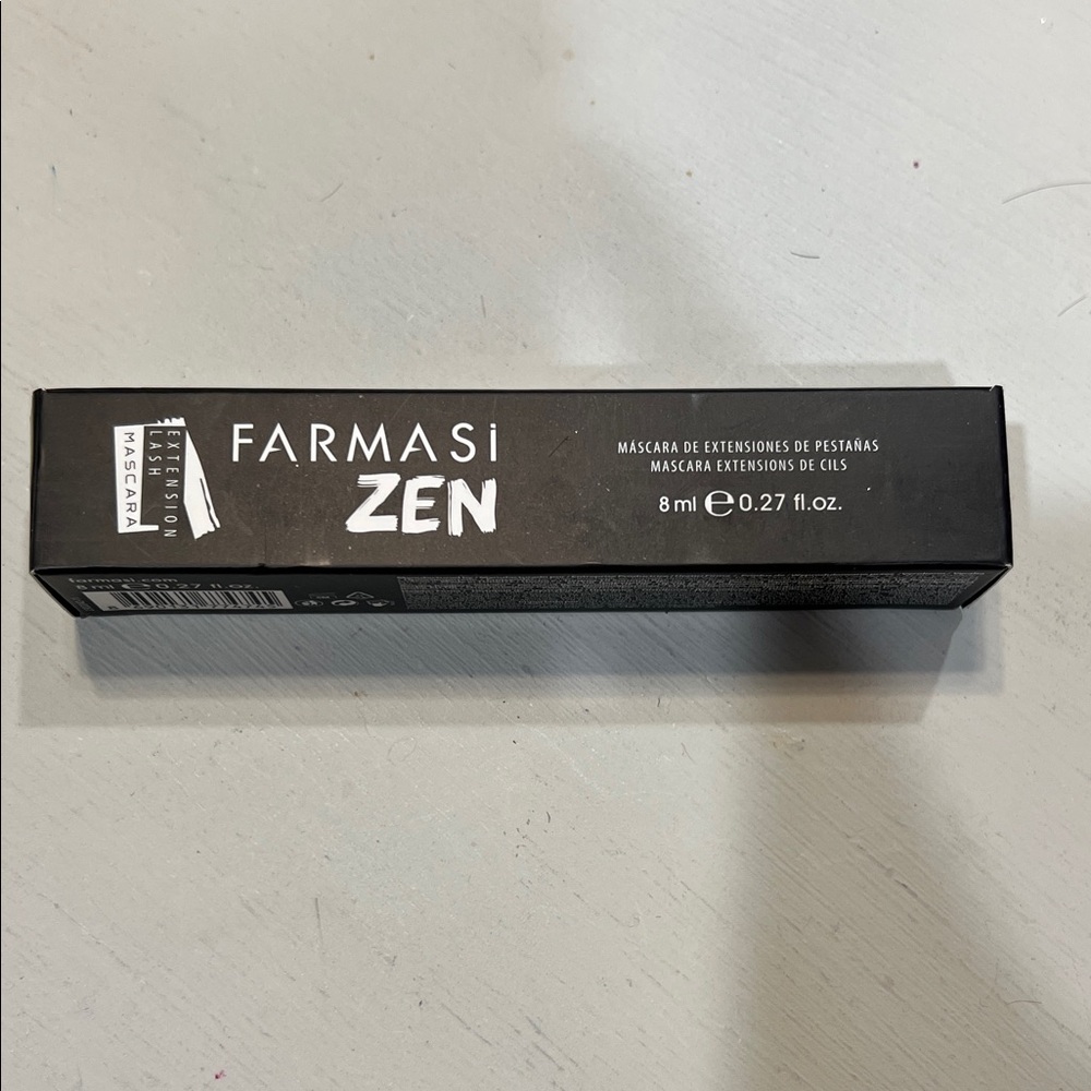 Farmasi Zen Mascara in Black Box